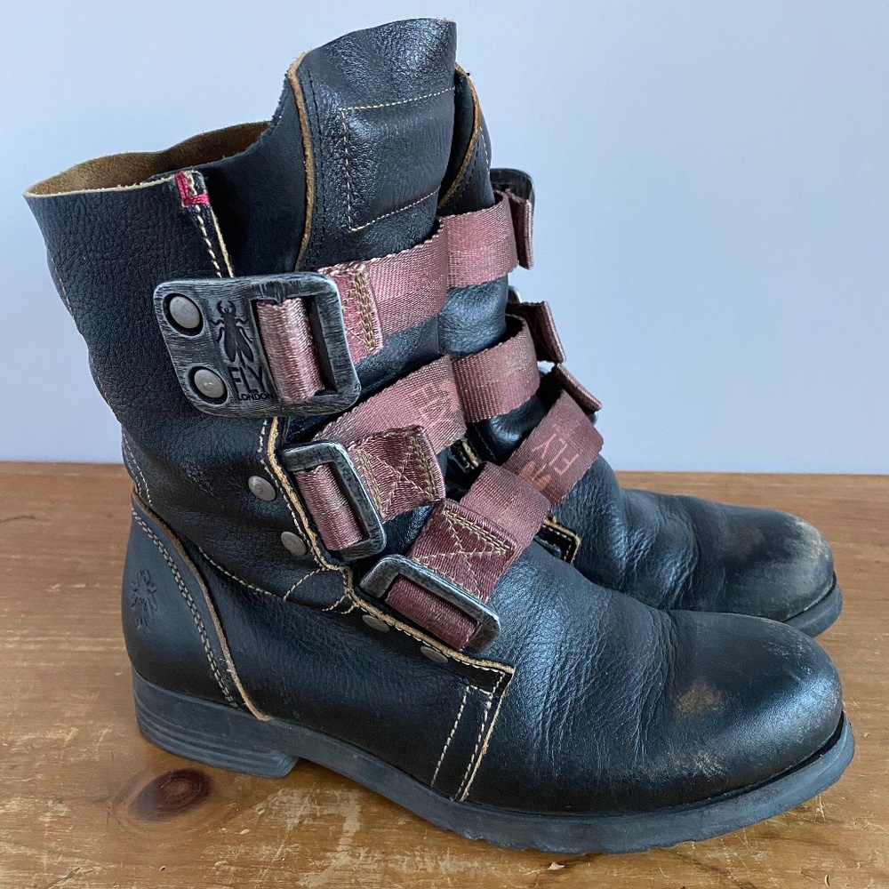 Fly London Combat Boots 7.5 Black